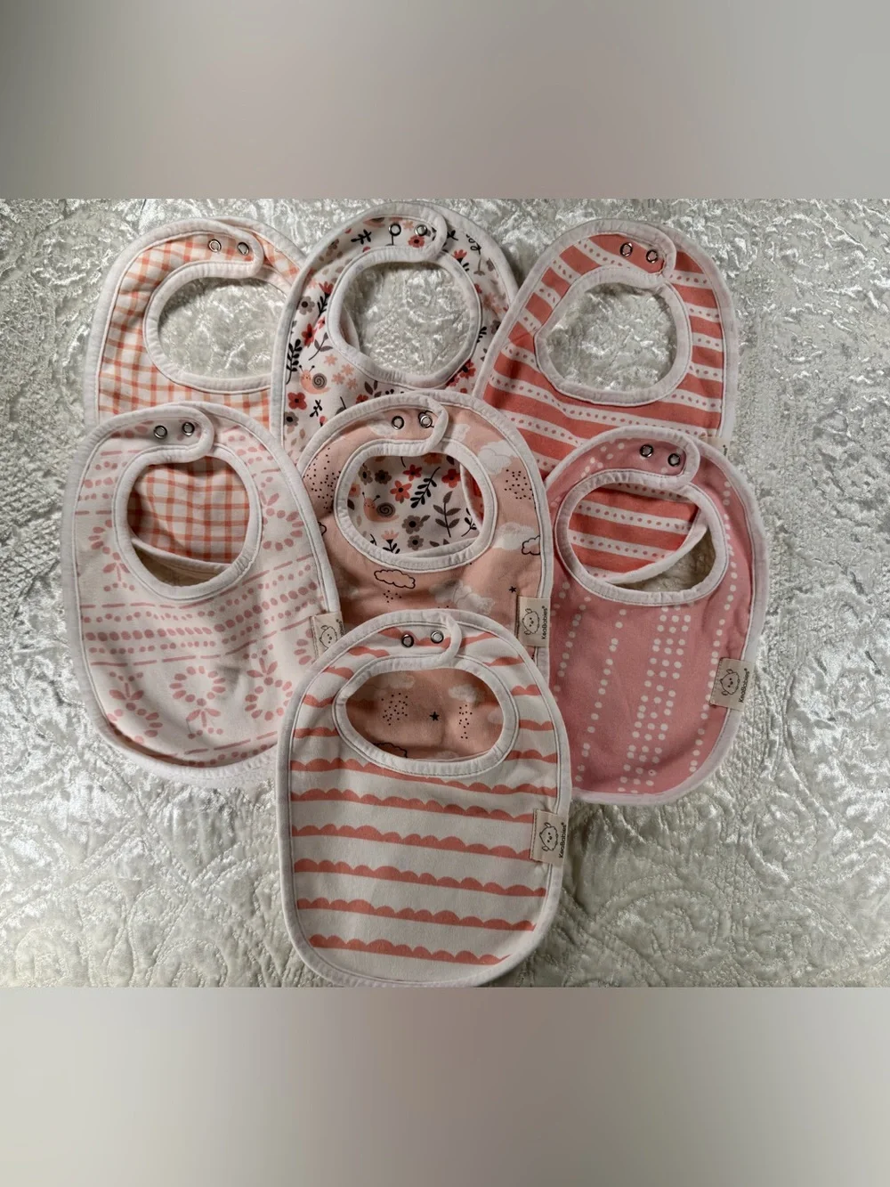 KeoBabies 7-Pack Soft Pink Patterned Baby Bibs - Multipack